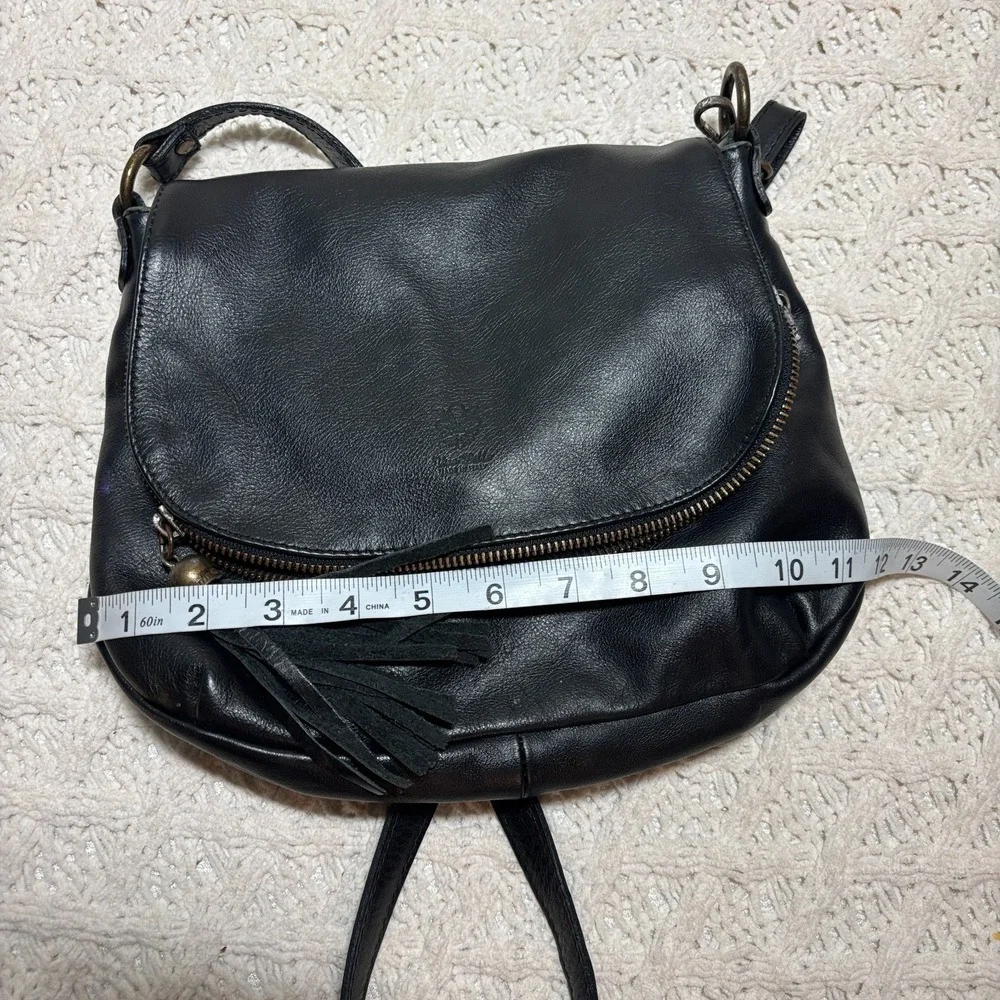 Vero Pelle Italian Made Leather Handbag Black Solid Tassel Flap Crossbody Purse - Picture 4 of 12